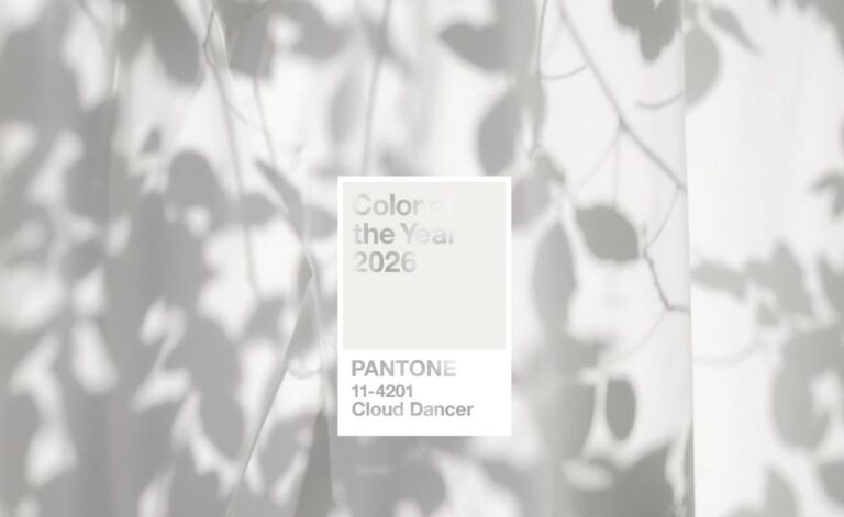 Pantone Could dancer